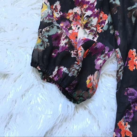 Sheer Floral Blouse - Picture 4 of 4